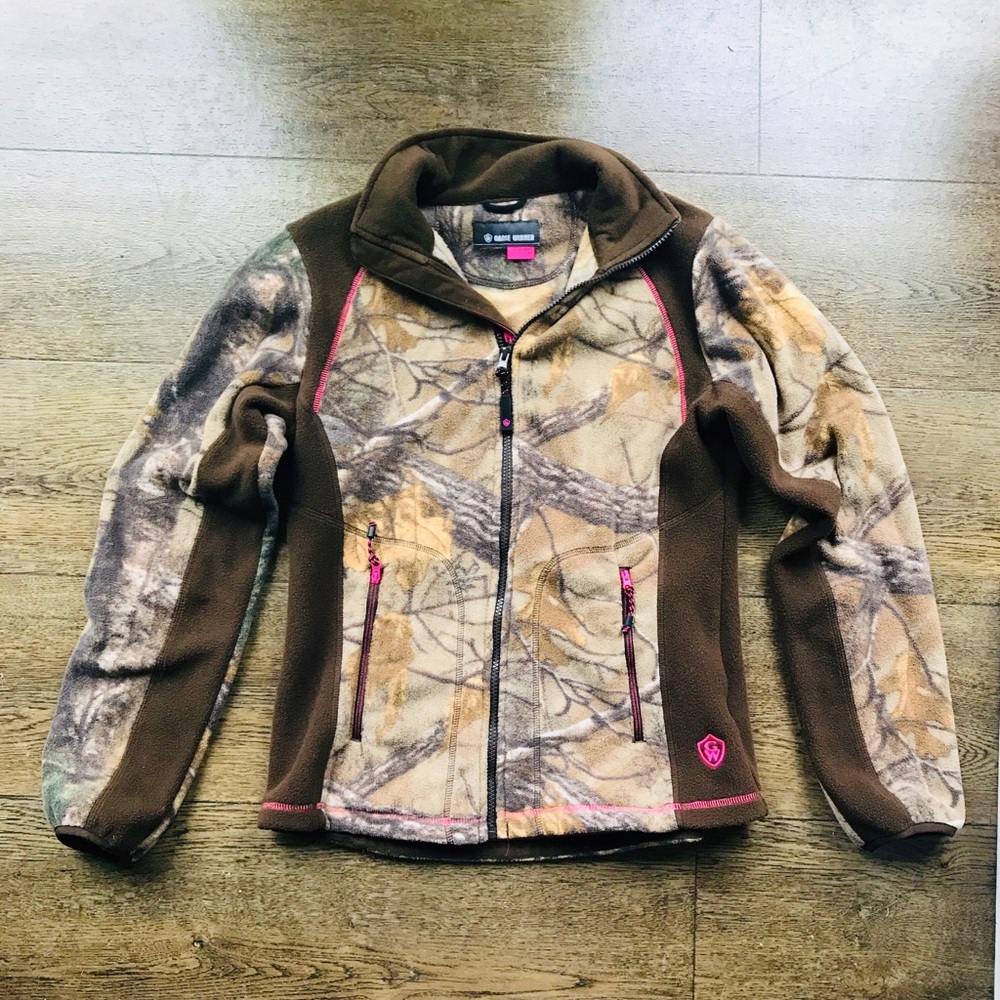 Game Winner camo fleece jacket